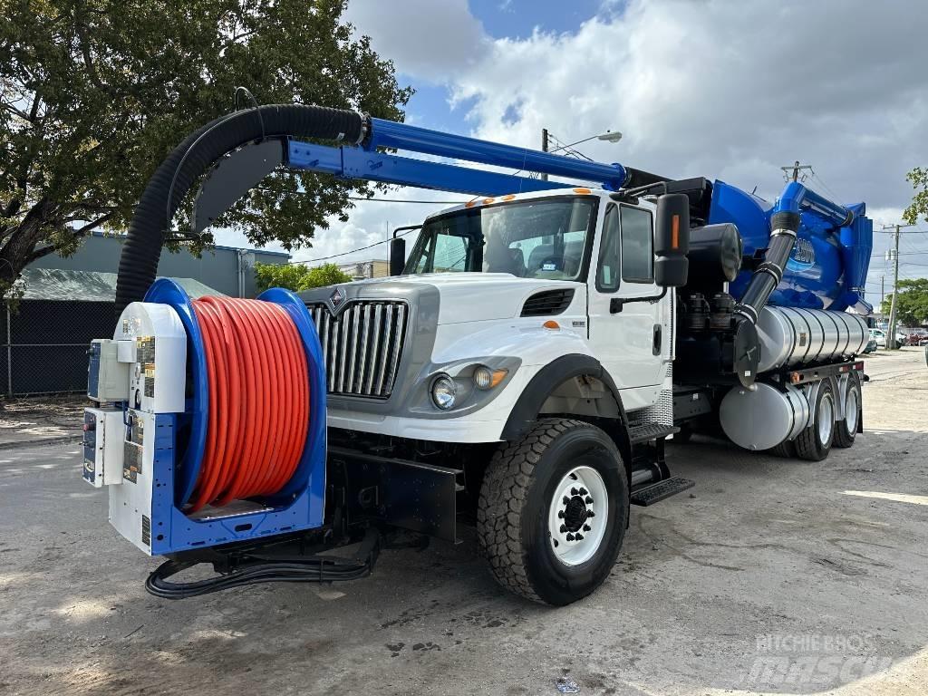 International 7500 Kolkenzuigers