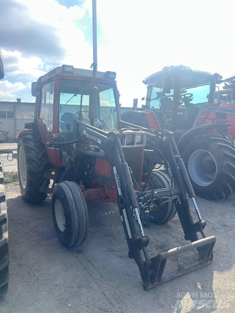 International 685 XL Tractoren