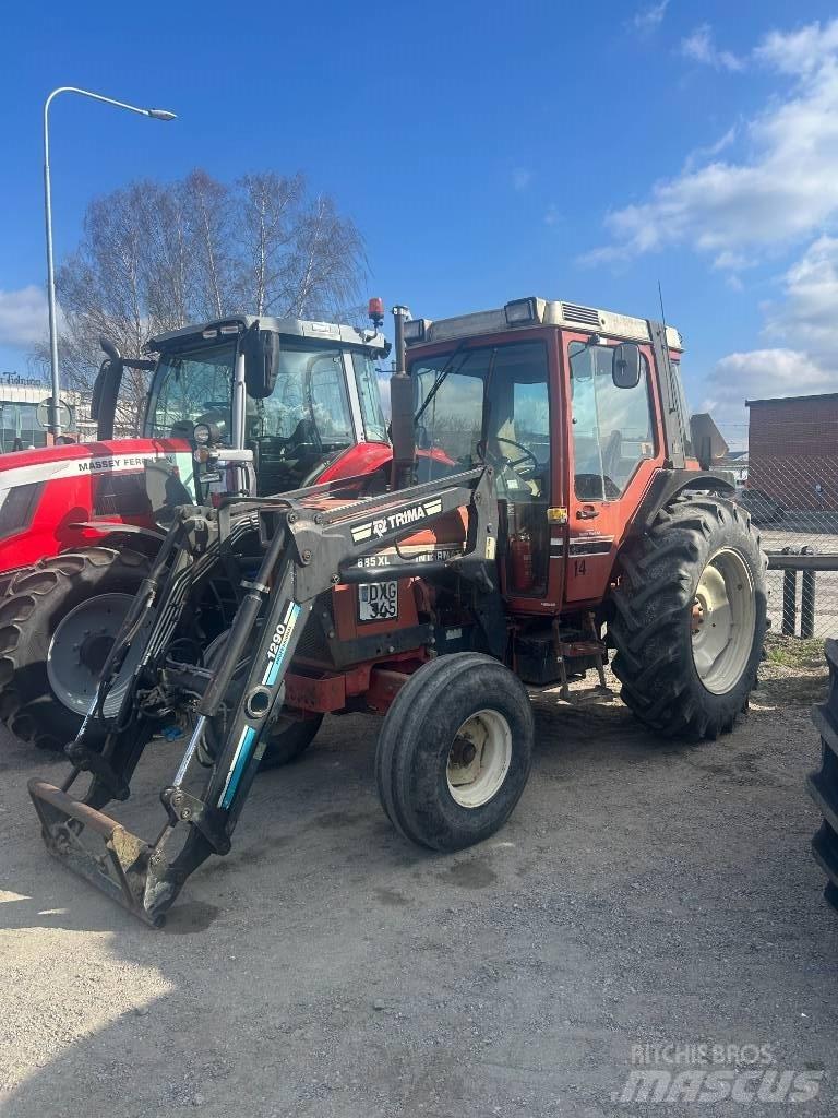 International 685 XL Tractoren