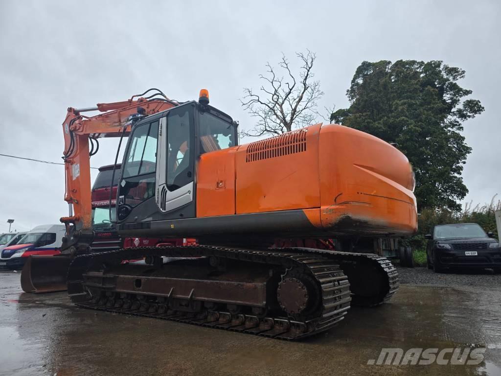 Hitachi ZX 210 Rupsgraafmachines