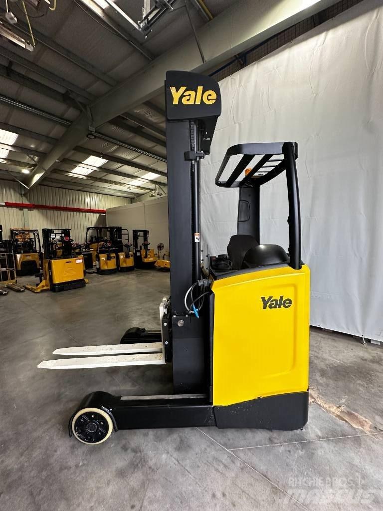 Yale MR16 Reachtruck voor hoog niveau