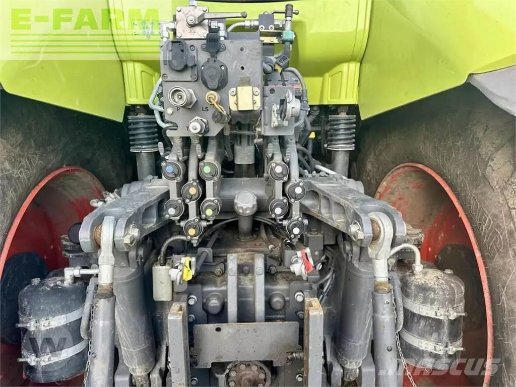 CLAAS axion 850 Tractoren