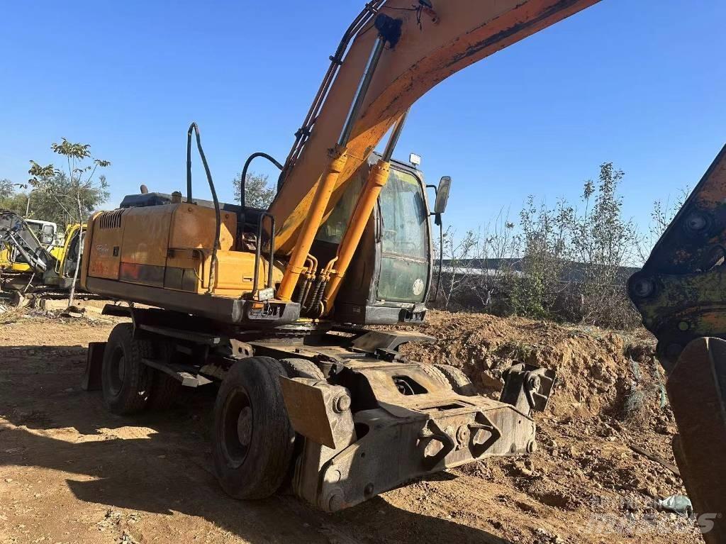 Hyundai R210W-9 Wielgraafmachines