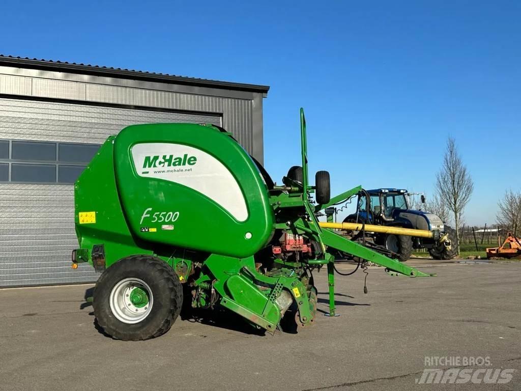 McHale F5500 Getrokken veldhakselaar