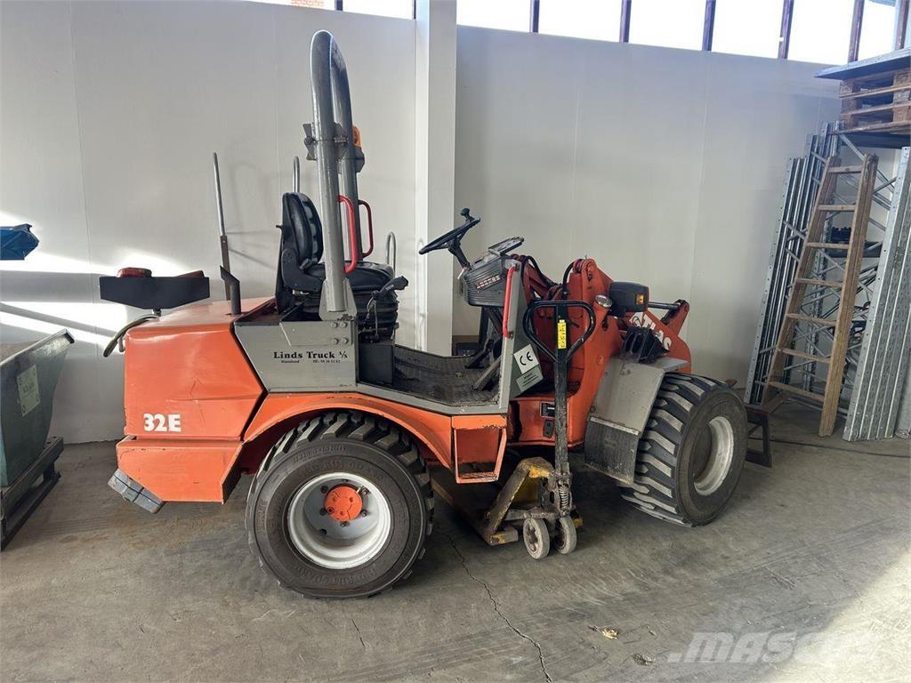 Atlas AR32E Knik- en schrankladers