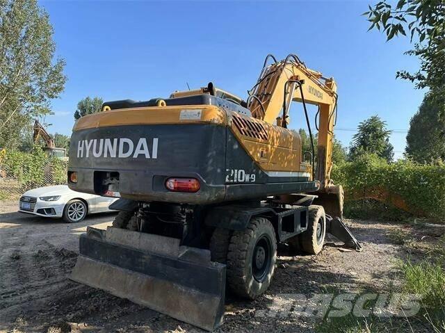 Hyundai 210W Rupsgraafmachines