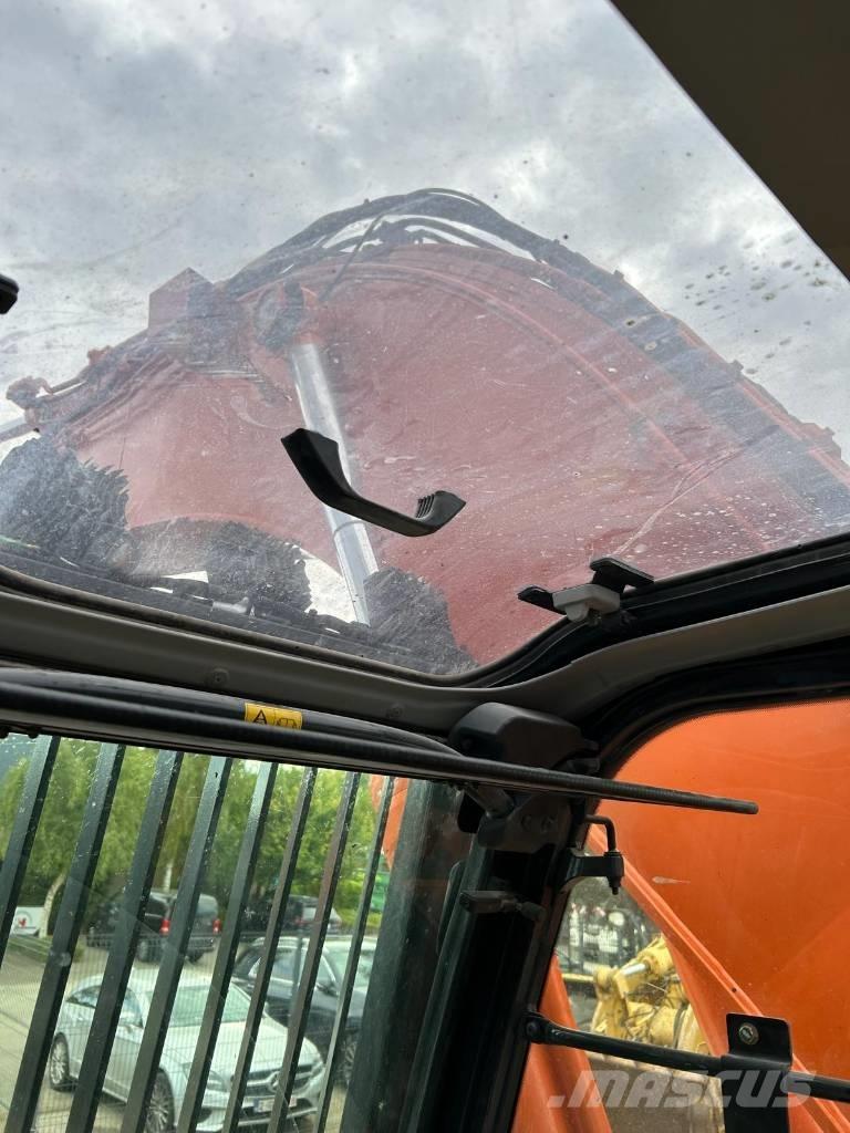 Hitachi ZX300LC-5 Rupsgraafmachines