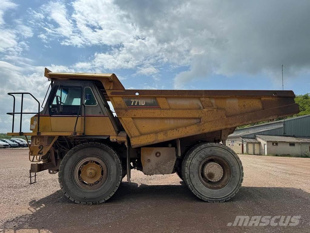 CAT 771D Starre dumptrucks