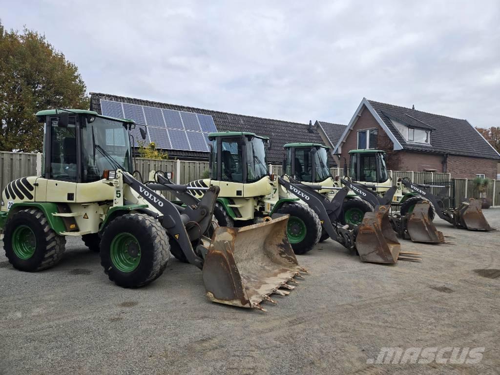 Volvo L 30 B Wielladers