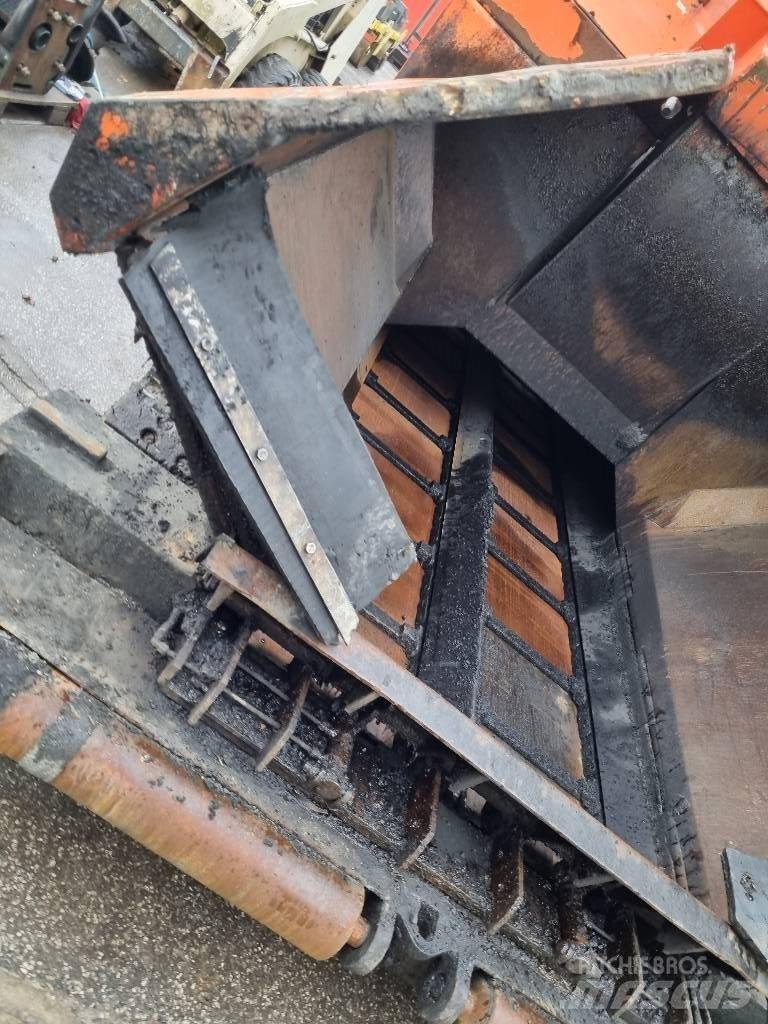 ABG Titan 8820 Asfaltafwerkmachines