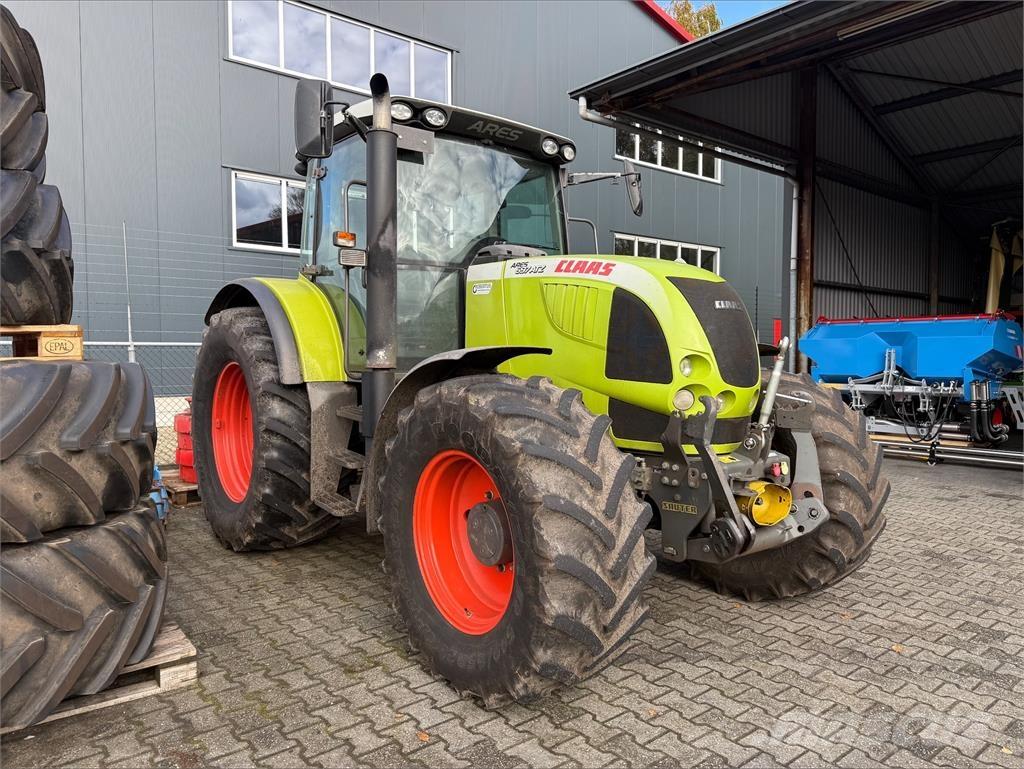 CLAAS Ares 697 ATZ Tractoren