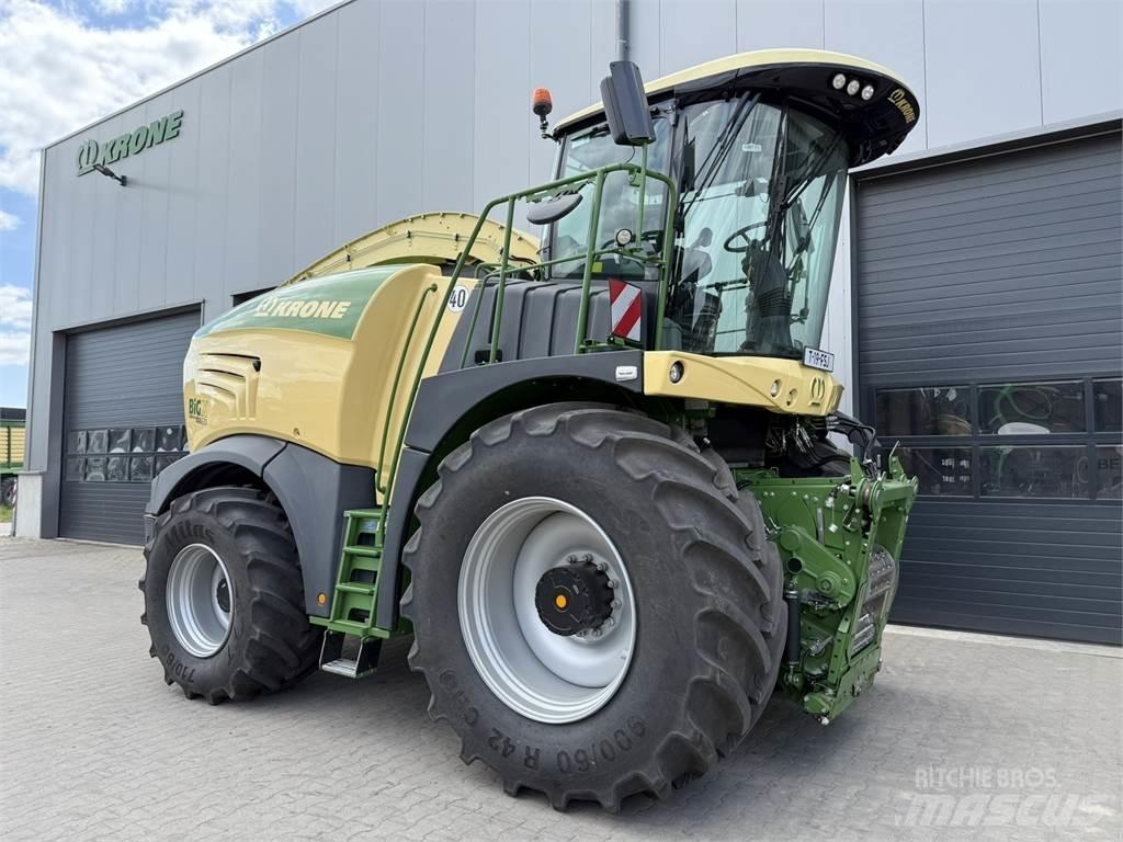 Krone BigX 630 Balenhakselaars, -snijders en -afwikkelaars