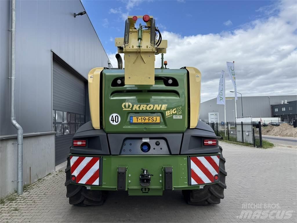 Krone BigX 630 Balenhakselaars, -snijders en -afwikkelaars
