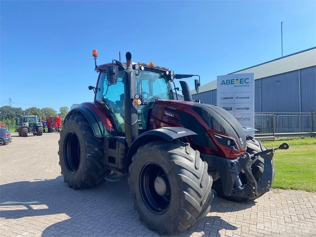 Valtra T 254 Tractoren
