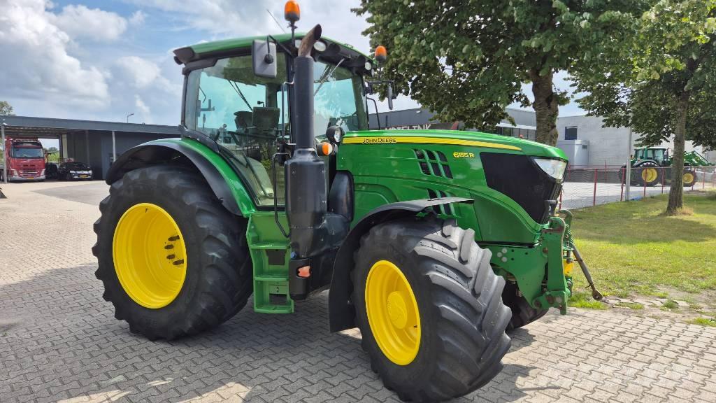 John Deere 6195 R Tractoren