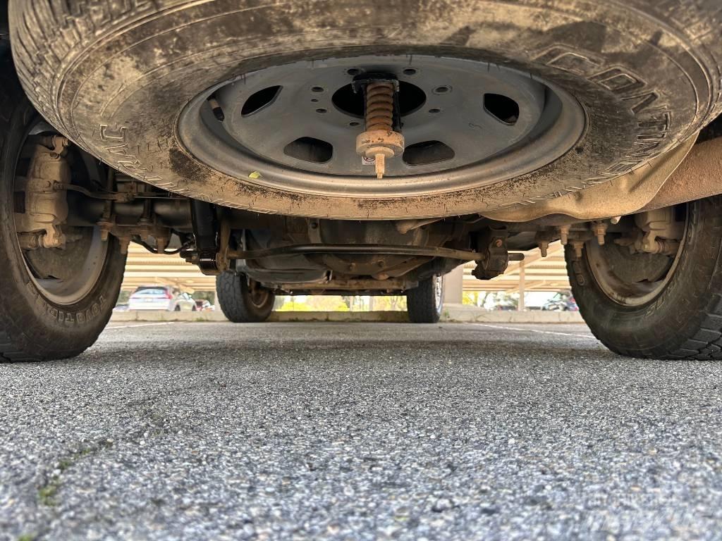 Ford F250 Bestelwagens met open laadbak