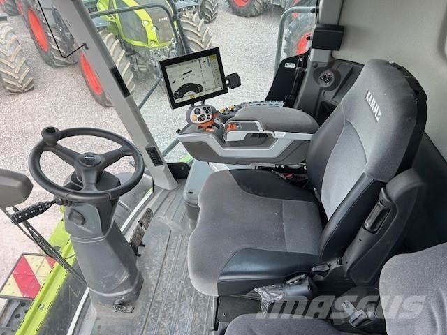 CLAAS LEXION 7400 Maaidorsmachines