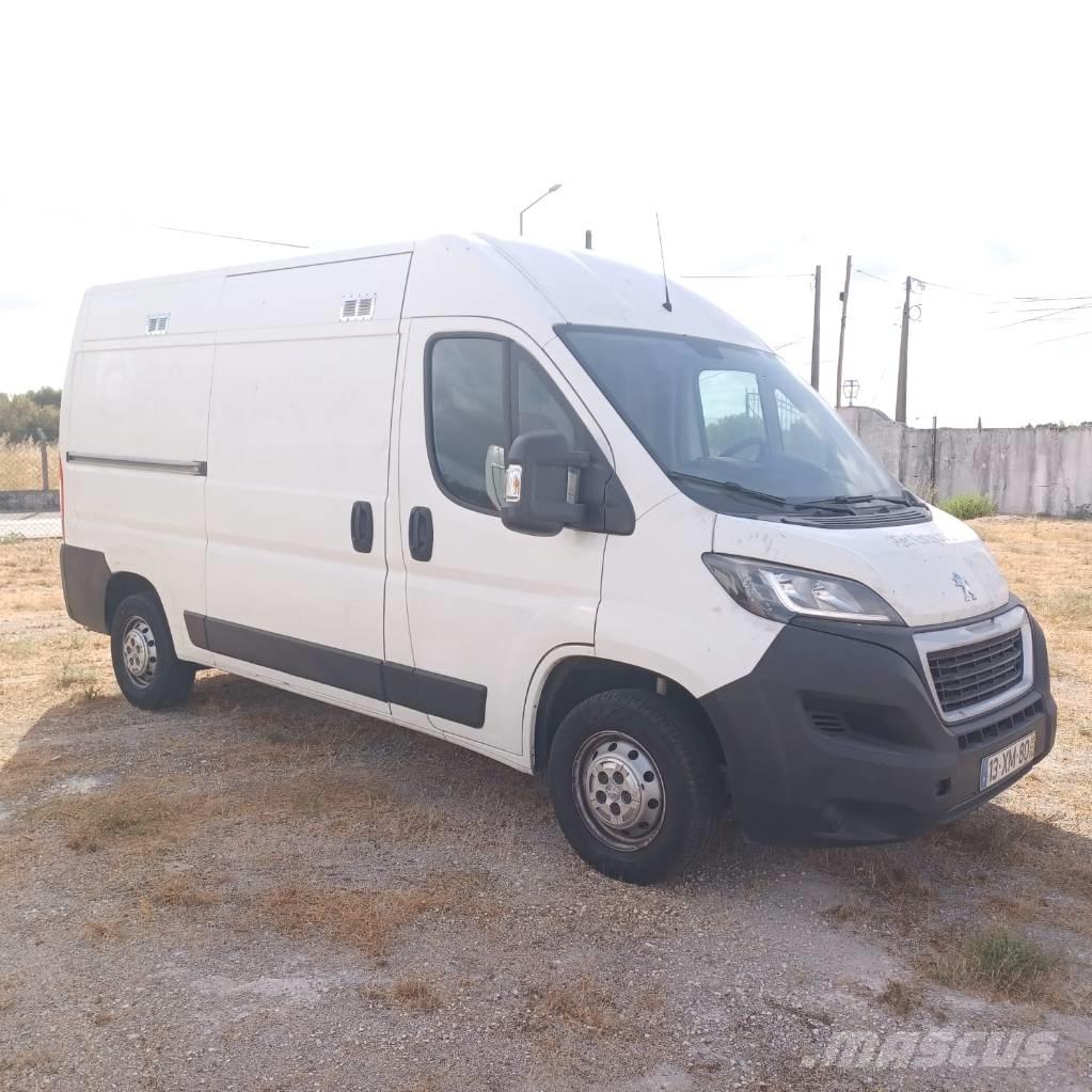 Peugeot Boxer Bestelwagens met open laadbak