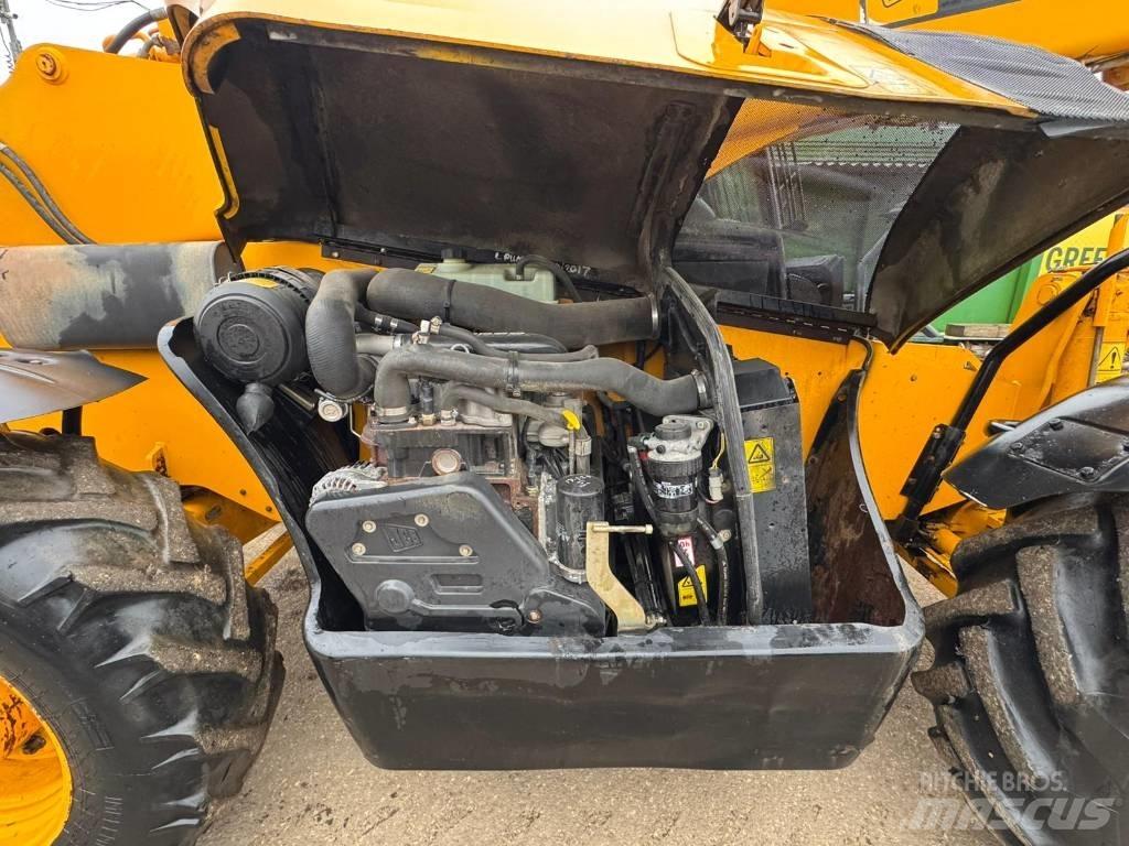 JCB 535-125 Verreikers
