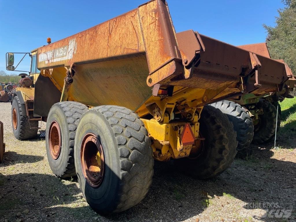 Volvo A25C Knik dumptrucks