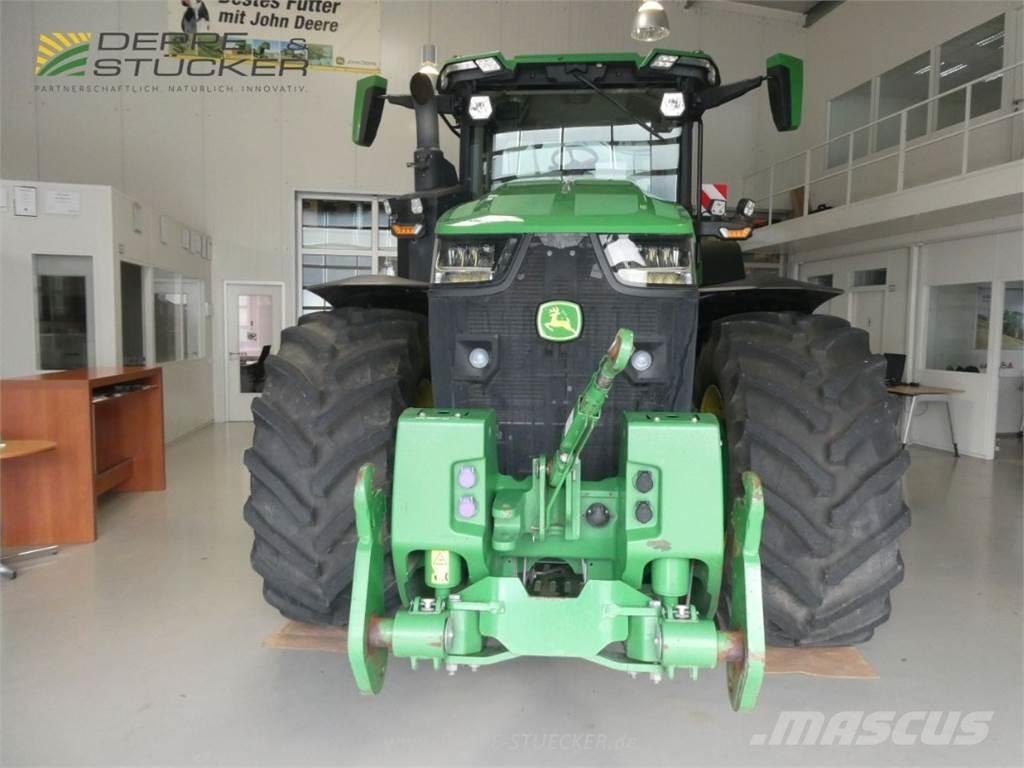 John Deere 8R 370 Tractoren