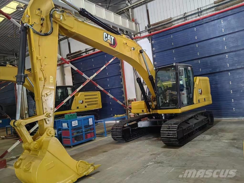 CAT 320 Rupsgraafmachines