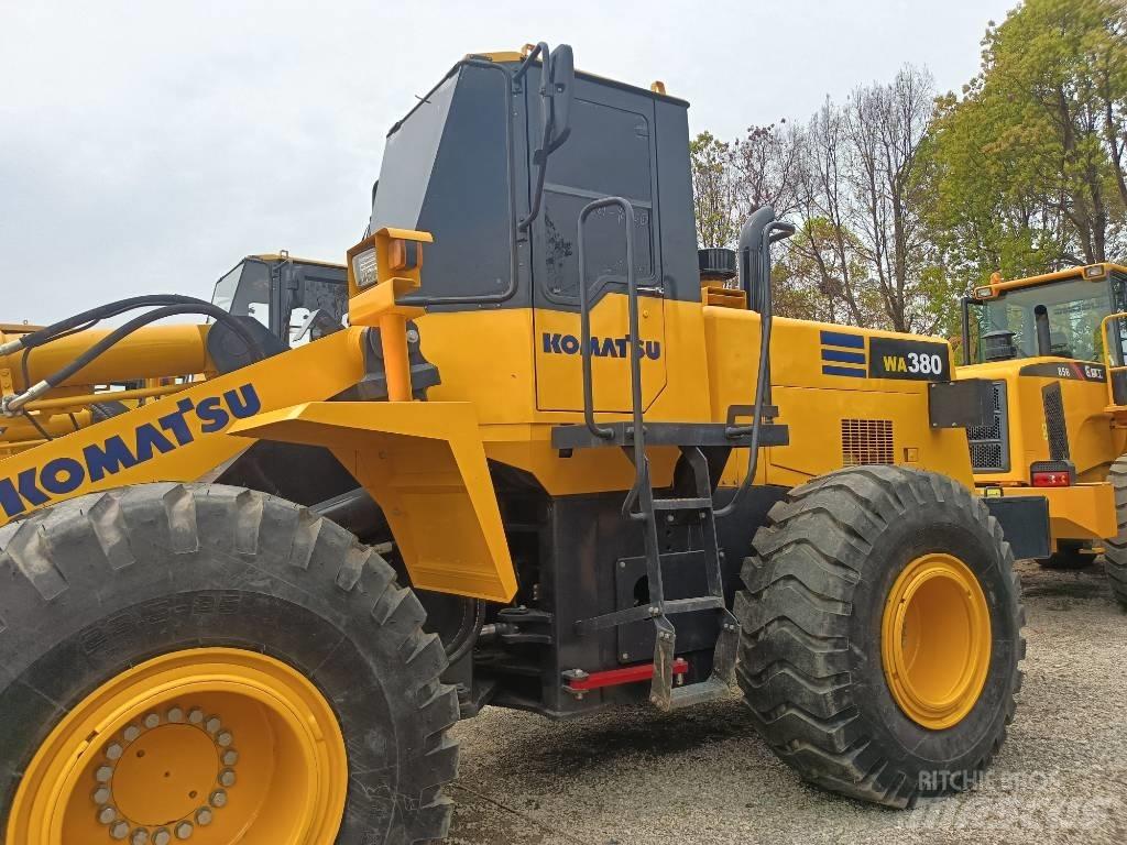Komatsu WA 380 Wielladers