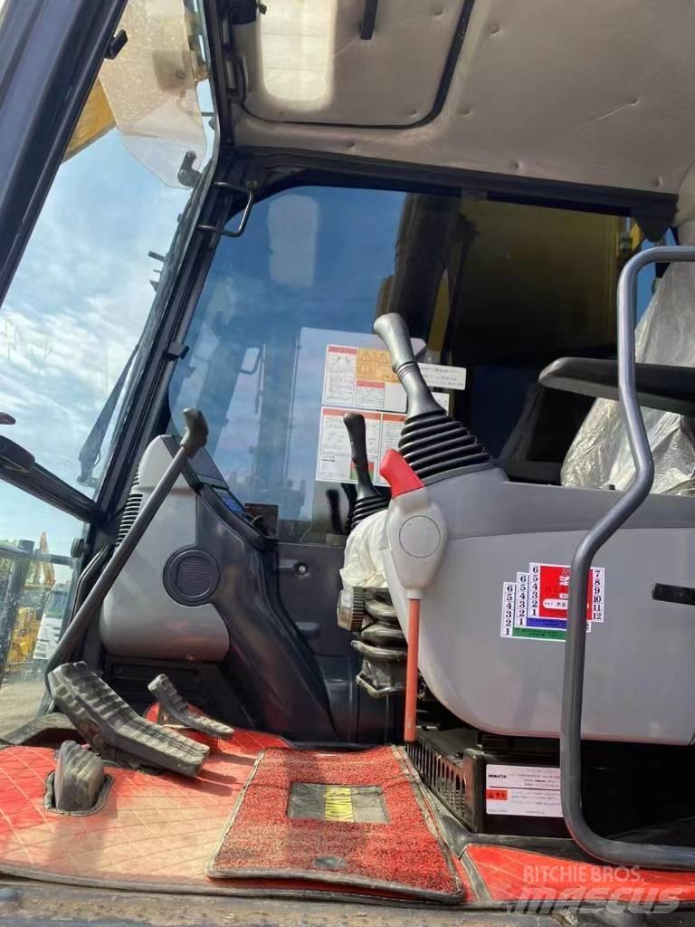 Komatsu 200-8 Rupsgraafmachines