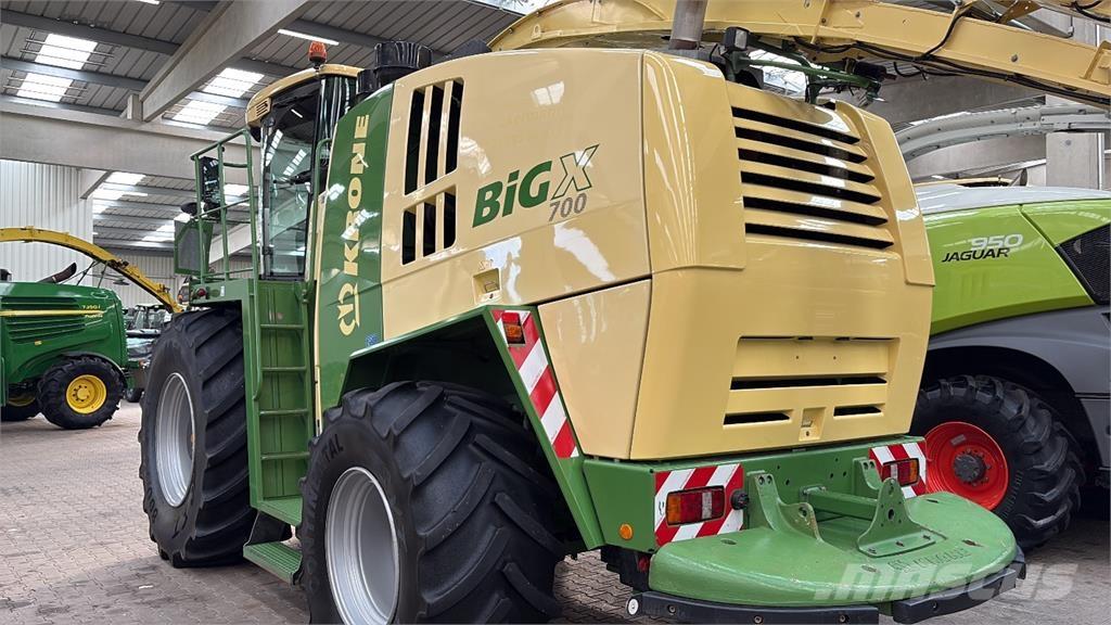 Krone BiG X 700 Getrokken veldhakselaar