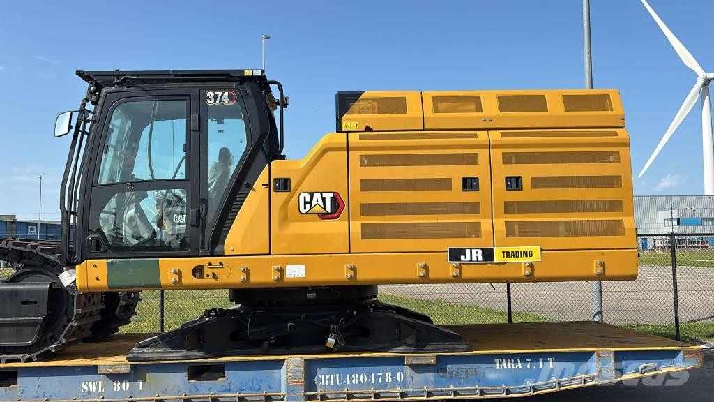 CAT 374 Rupsgraafmachines