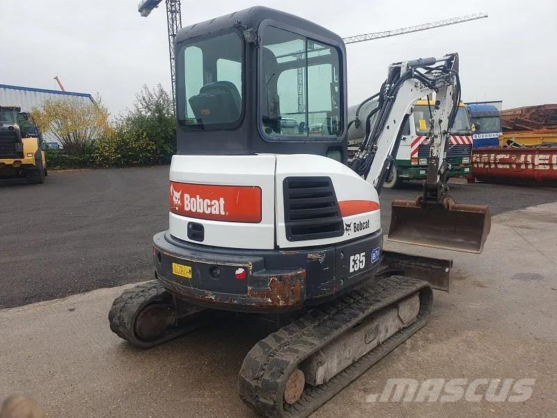 Bobcat E35 - 3500 KG Minigraafmachines < 7t