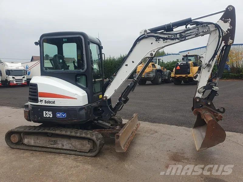 Bobcat E35 - 3500 KG Minigraafmachines < 7t