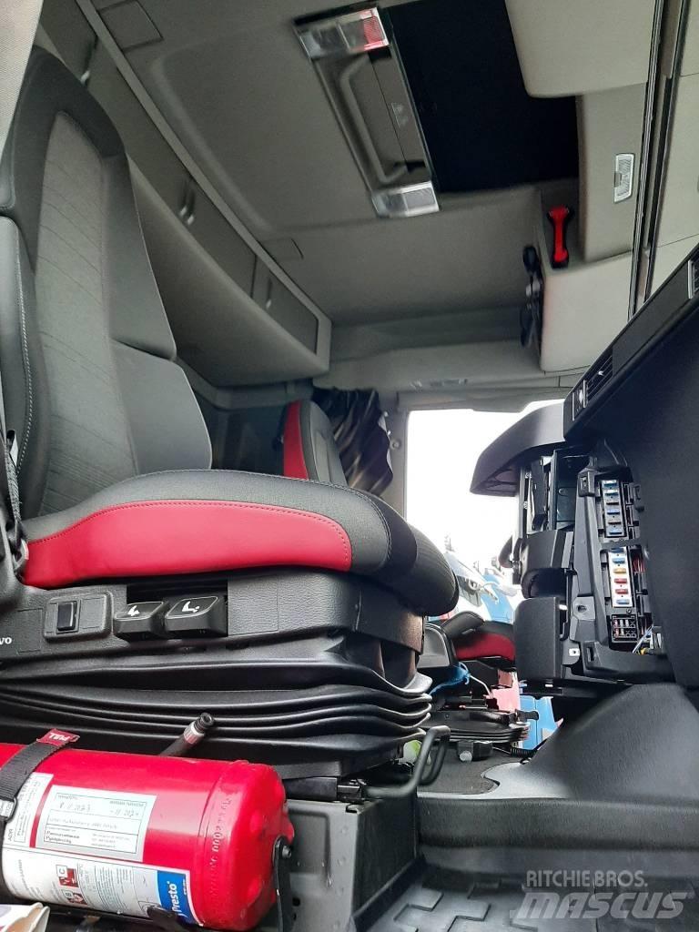 Volvo FH 13 Chassis met cabine
