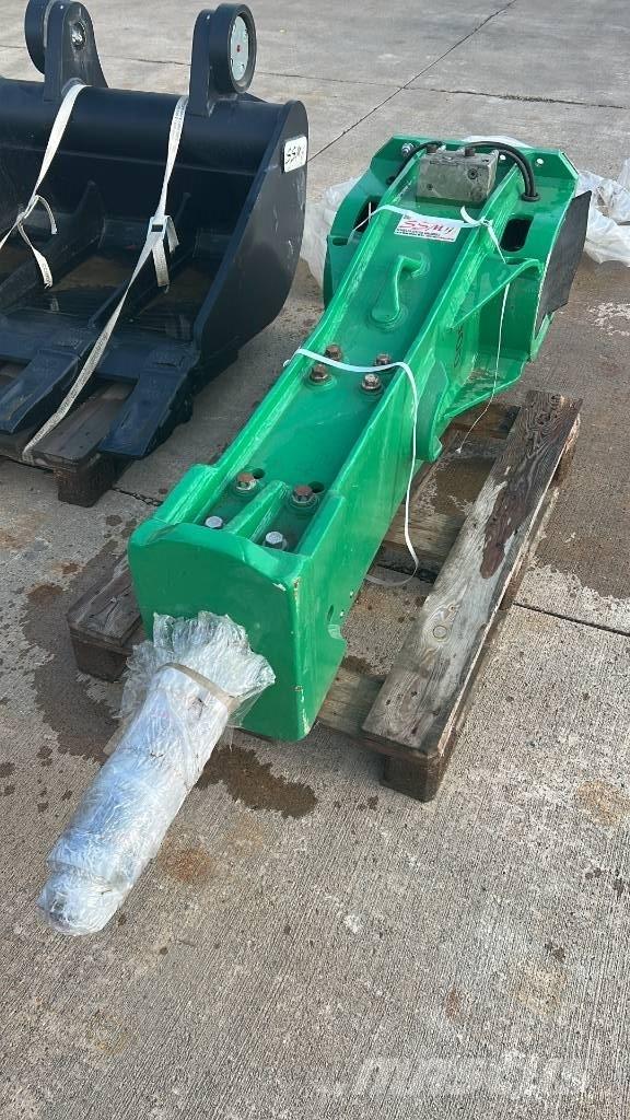 Montabert M 900 Hamers en brekers
