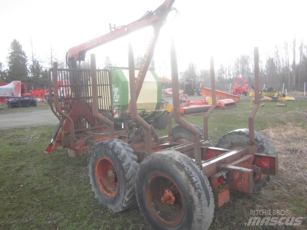 Patu 500 + Metsäkärry Bosbouwaanhangers