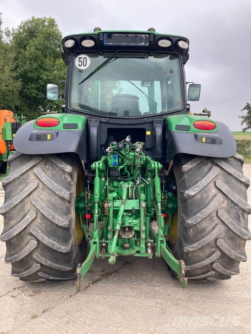 John Deere 6150R Tractoren