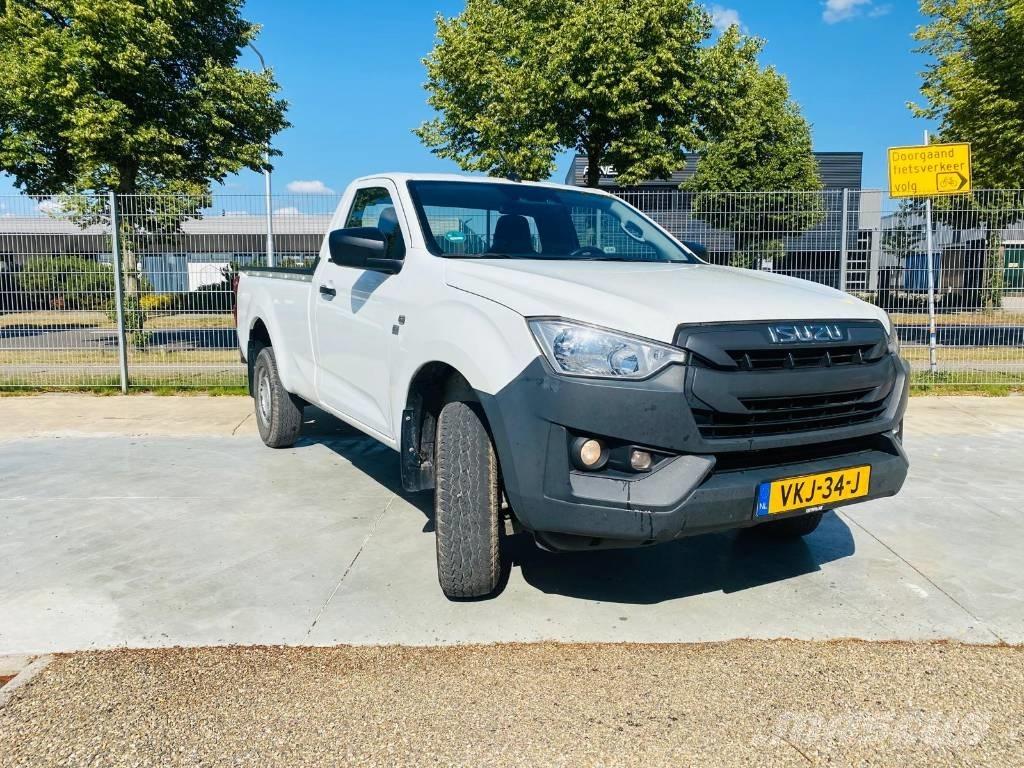 Isuzu D-Max Socage Auto's