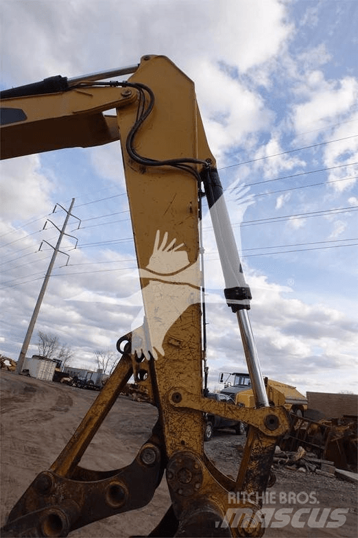 Bobcat 74 Bakken
