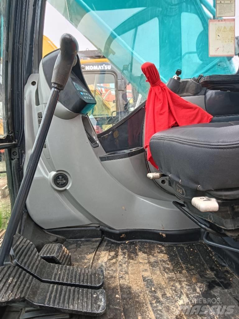 Kobelco SK 200 Midigraafmachines 7t - 12t