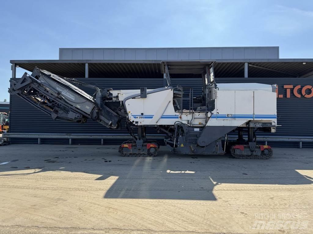 Wirtgen W 210 Asfaltfrezen
