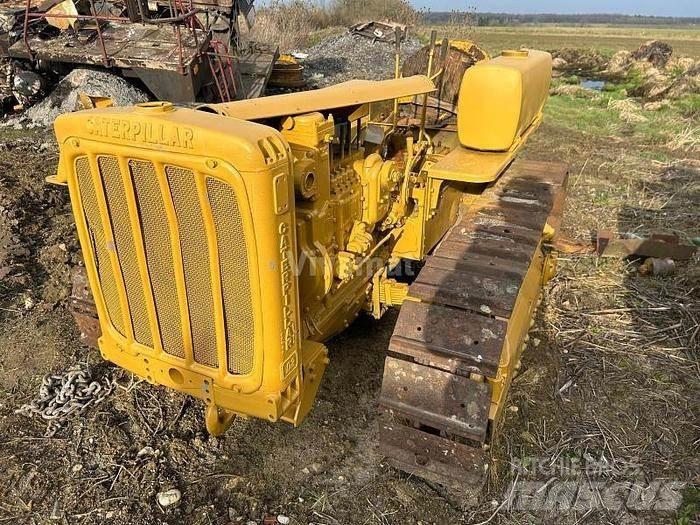 CAT D2 - Rupsdozers