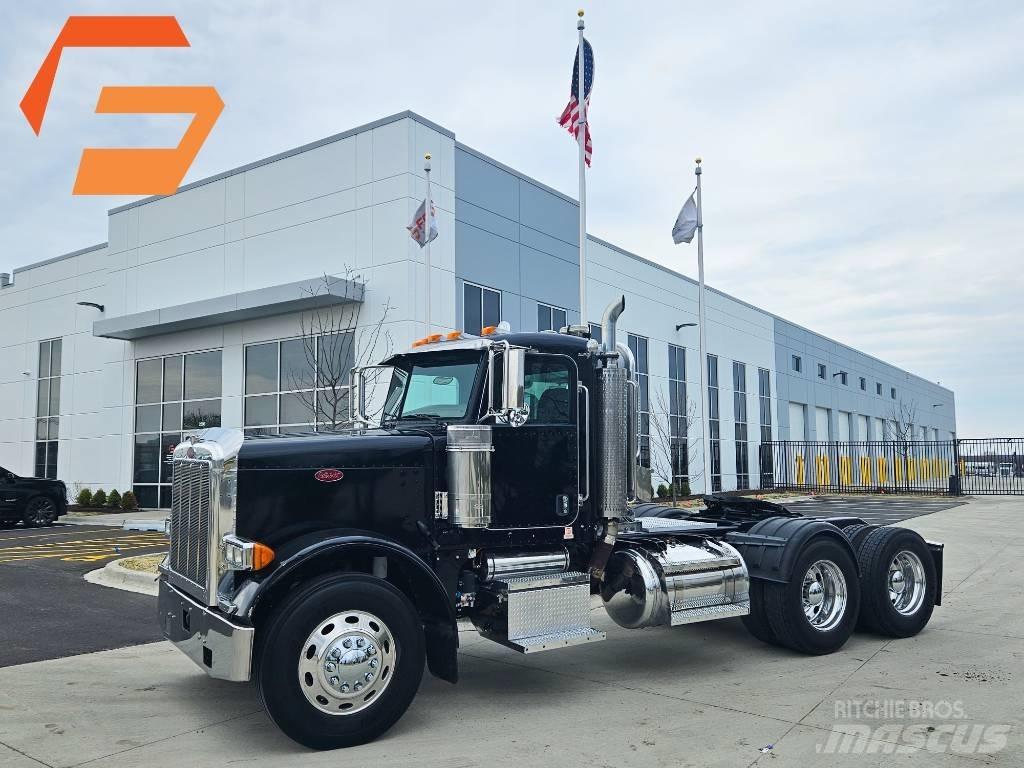 Peterbilt 379 Trekkers