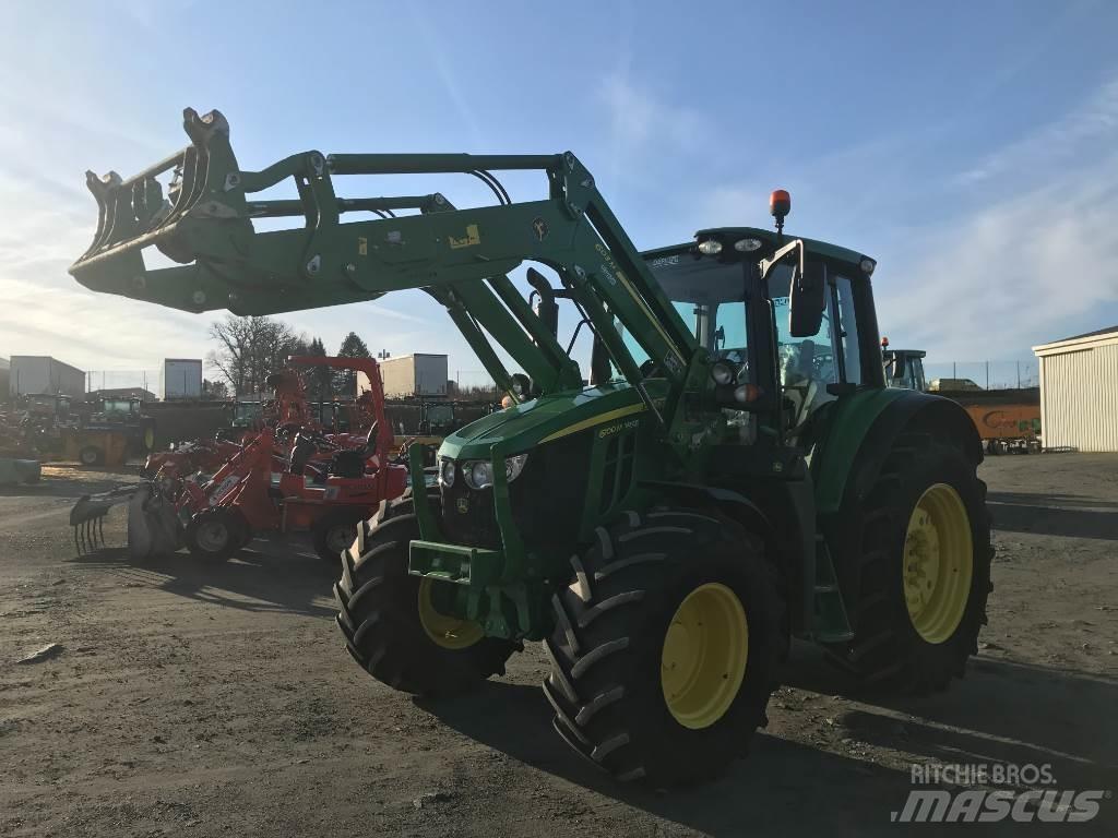 John Deere 6100 M Tractoren