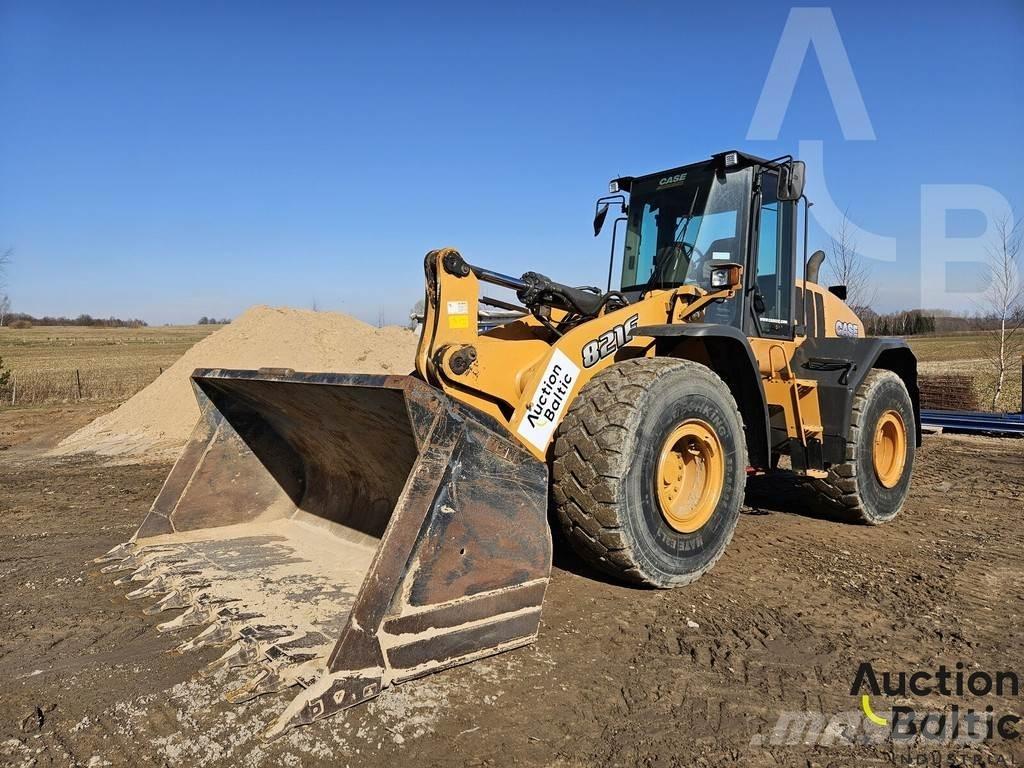 CASE 821 F Wielladers