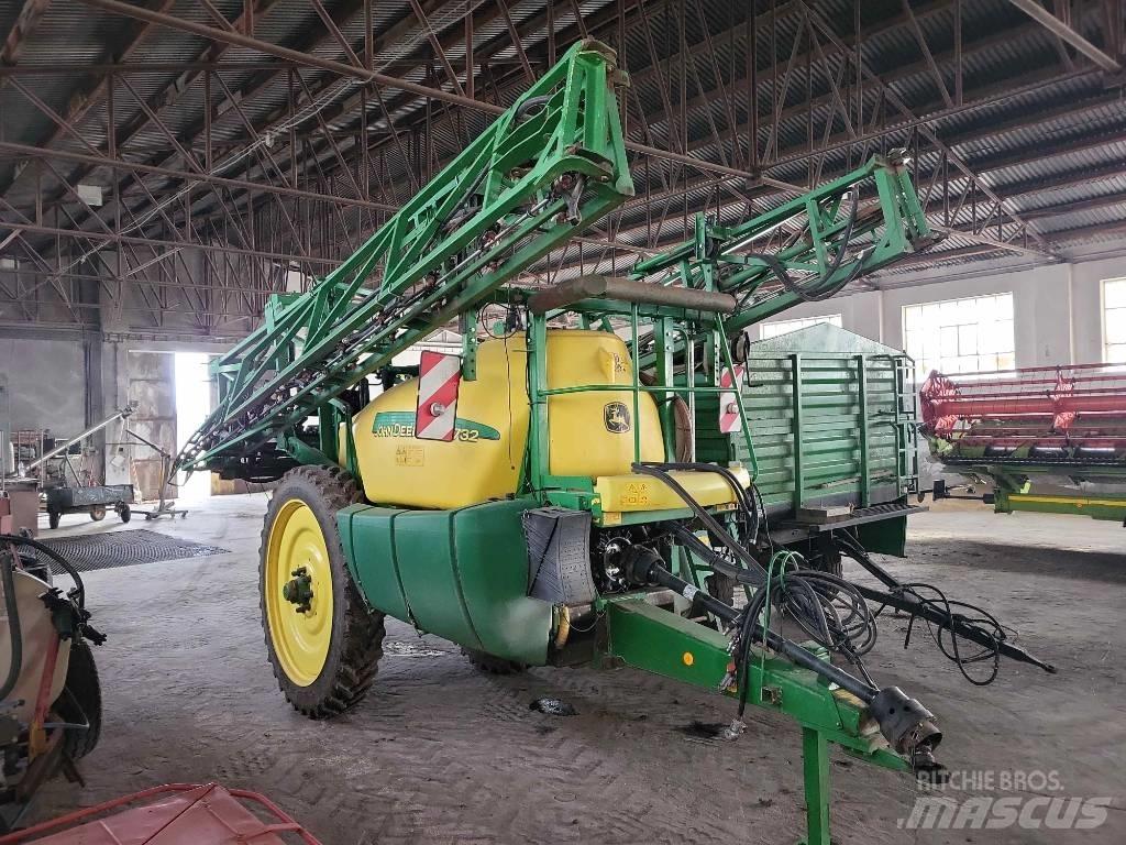 John Deere 732 Getrokken spuitmachines