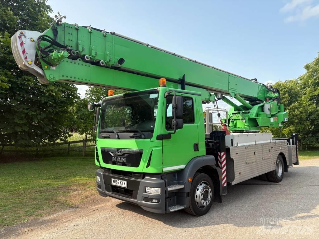 Klaas K950 Kranen voor alle terreinen
