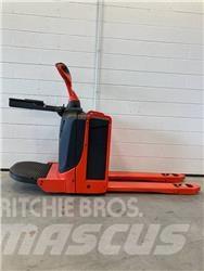 Linde T20P/1151 Meerij pallettruck met platform