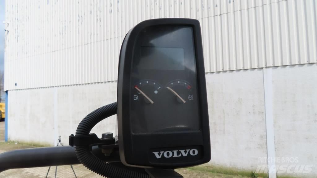 Volvo SD 45 B Trilrolwalsen