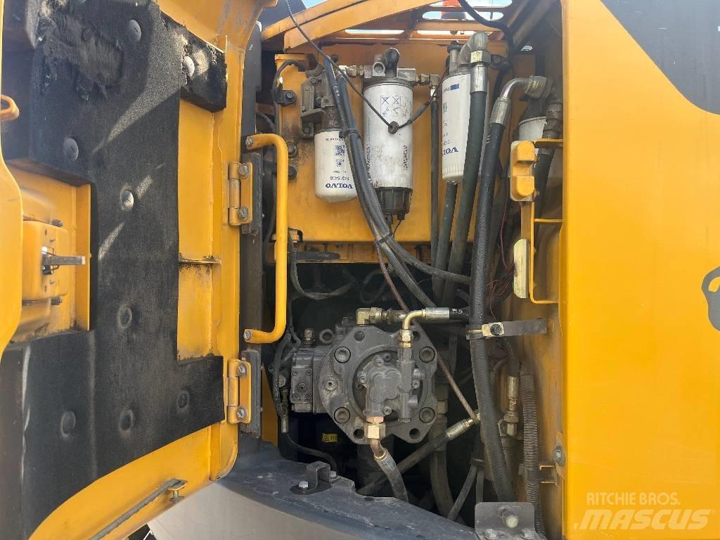 Volvo ECR 235 DL Rupsgraafmachines