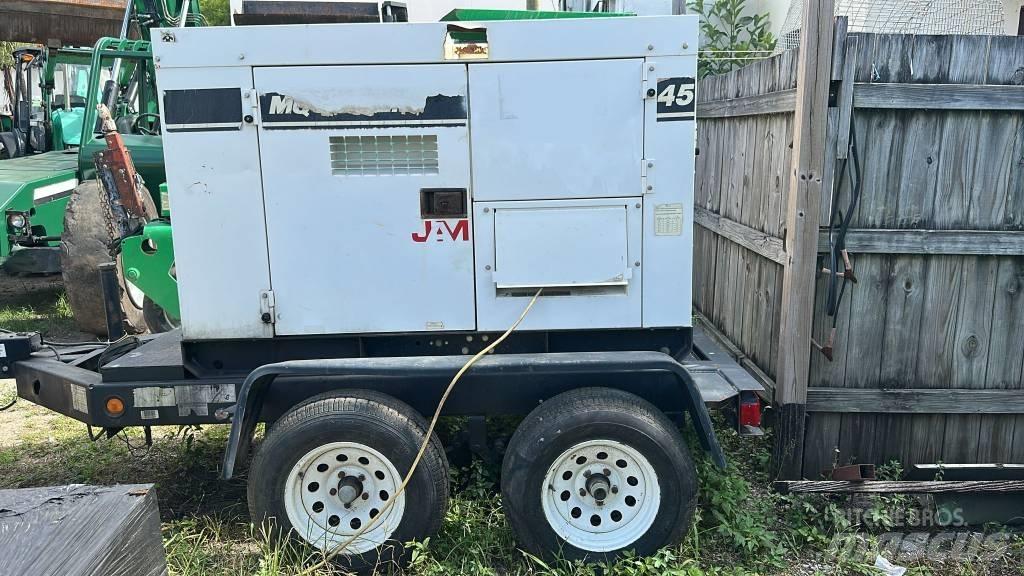 MultiQuip DCA 45 Diesel generatoren